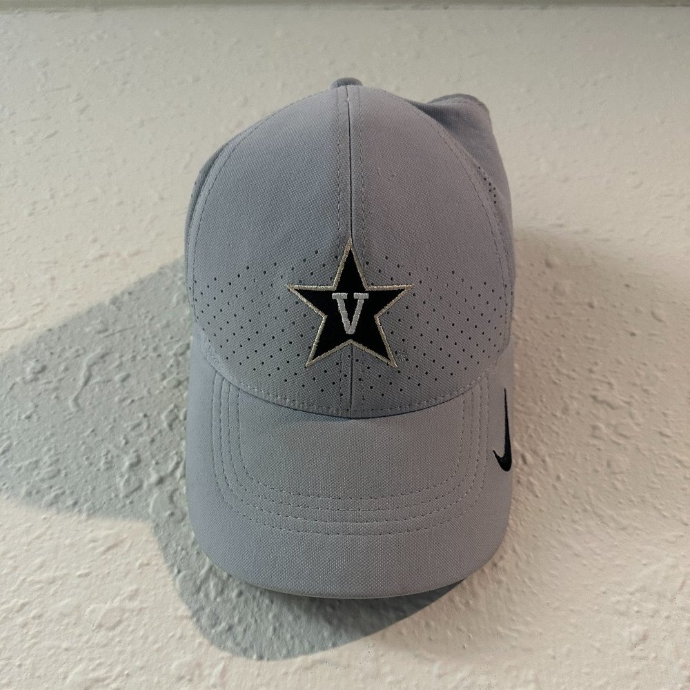 Vanderbilt Nike Vapor Golf Hat - Gray (Adjustable)
